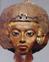 Chân dung hoàng hậu Tiy của pharaoh Amenhotep III.